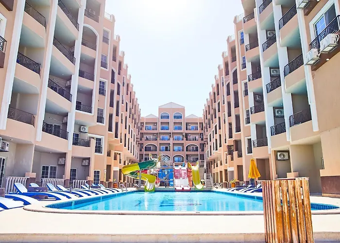 Juliana Golden Hurghada